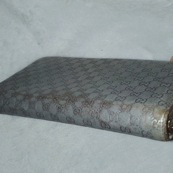 Gucci Micro GG Long Zip-Around Wallet - Picture 11 of 14
